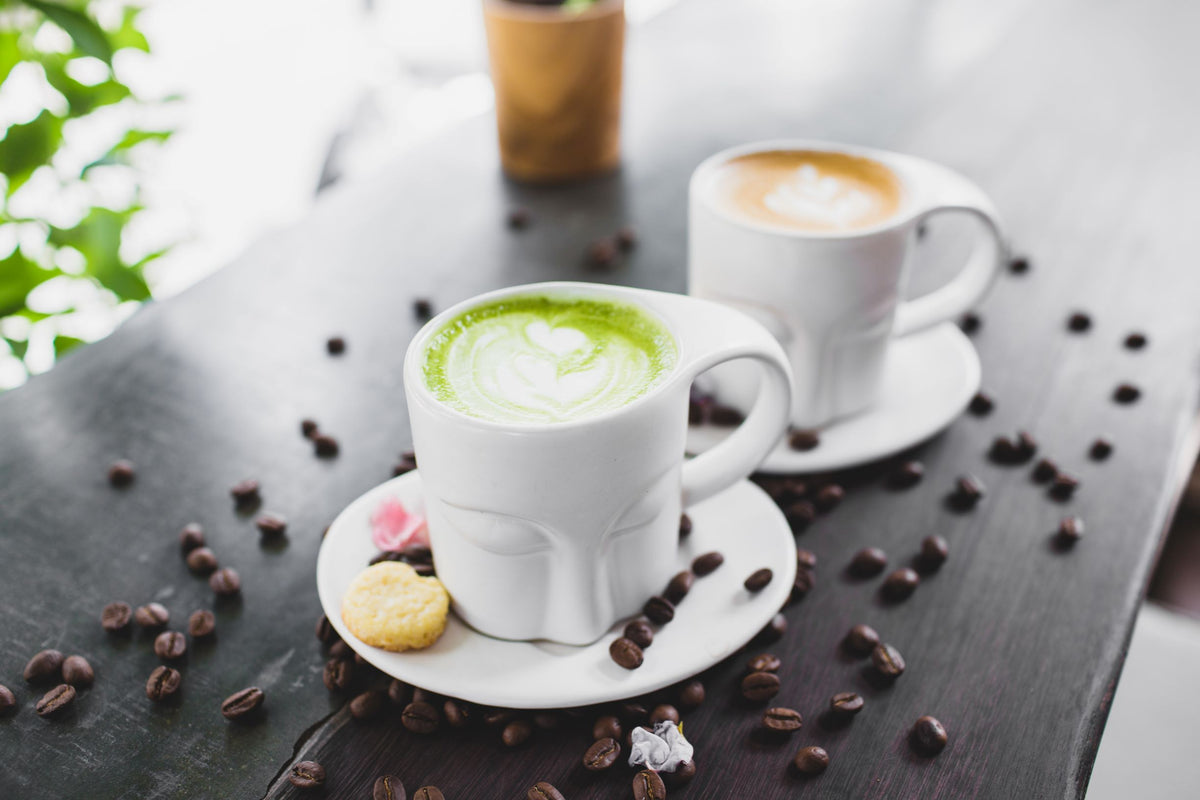 Matcha VS Kaffee: Was ist der Unterschied? 🍵☕